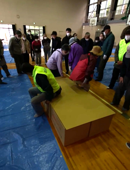 原山台連合自治会では住民参加の防災訓練を行っています。